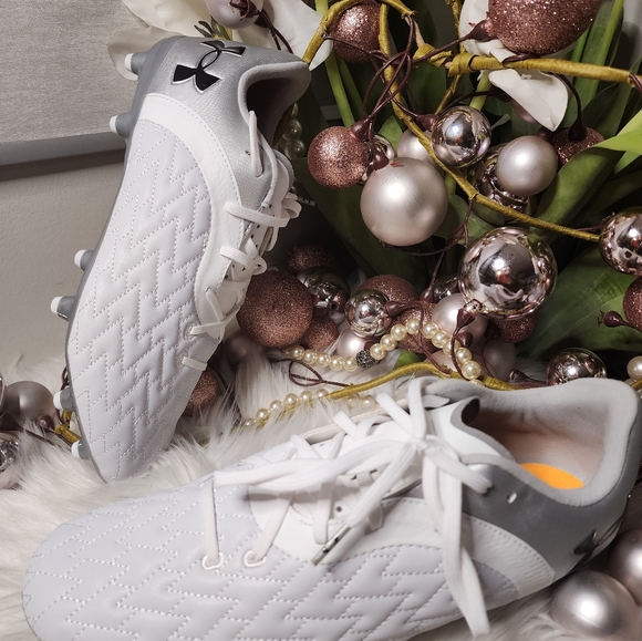 UA Clone Magnetico Premier 2 FG Soccer CleatsMens size brand new - Picture 2 of 10